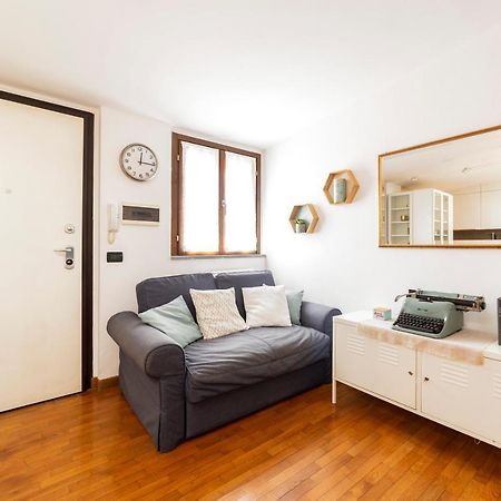 Porta Genova Balcony Apartment Milan Luaran gambar