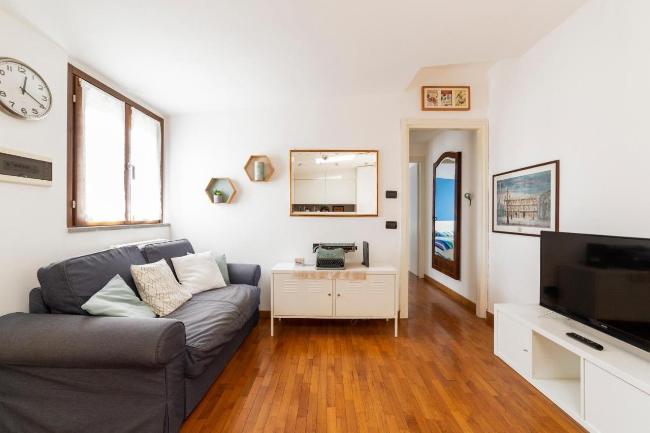 Porta Genova Balcony Apartment Milan Luaran gambar