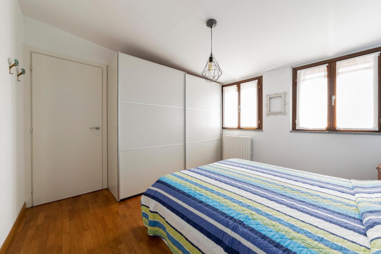 Porta Genova Balcony Apartment Milan Luaran gambar